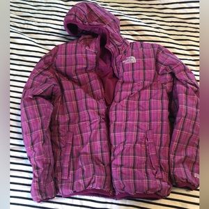 Girls northface 550 puffer jacket. Size 14/16